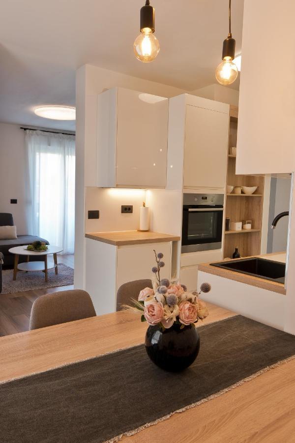 Malemi Apartment Пула Экстерьер фото